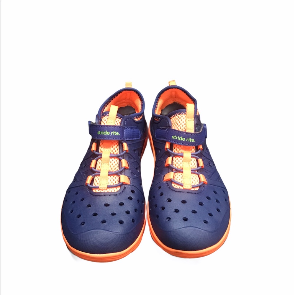 stride rite made2play® phibian sneaker sandal
